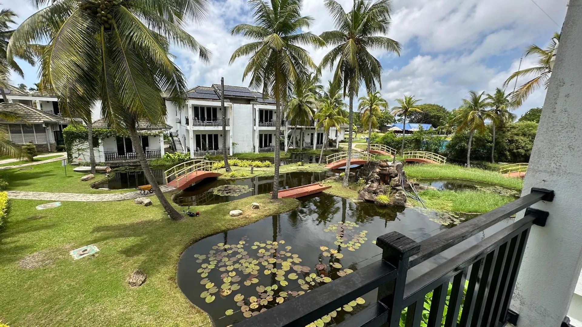 ***  Amaluna Resorts Negombo Sri Lanka