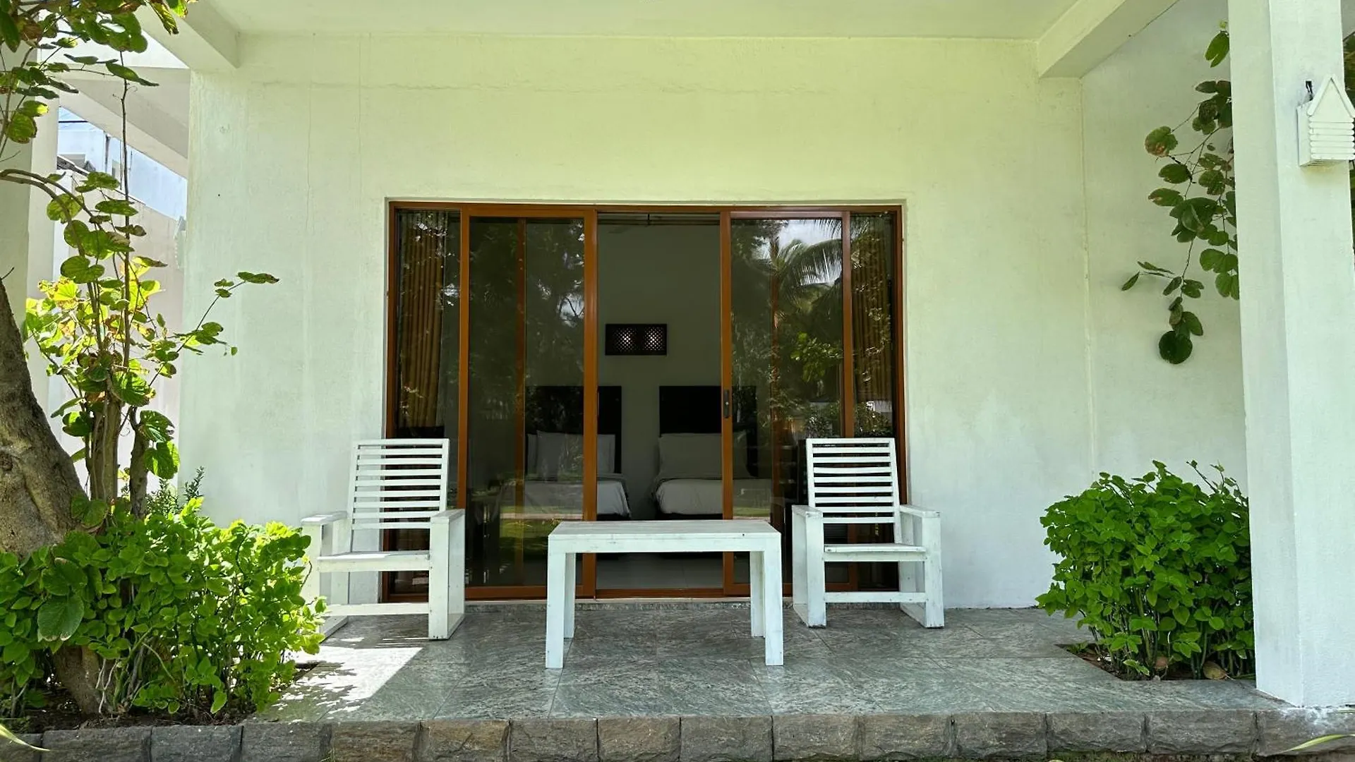 Amaluna Resorts Negombo
