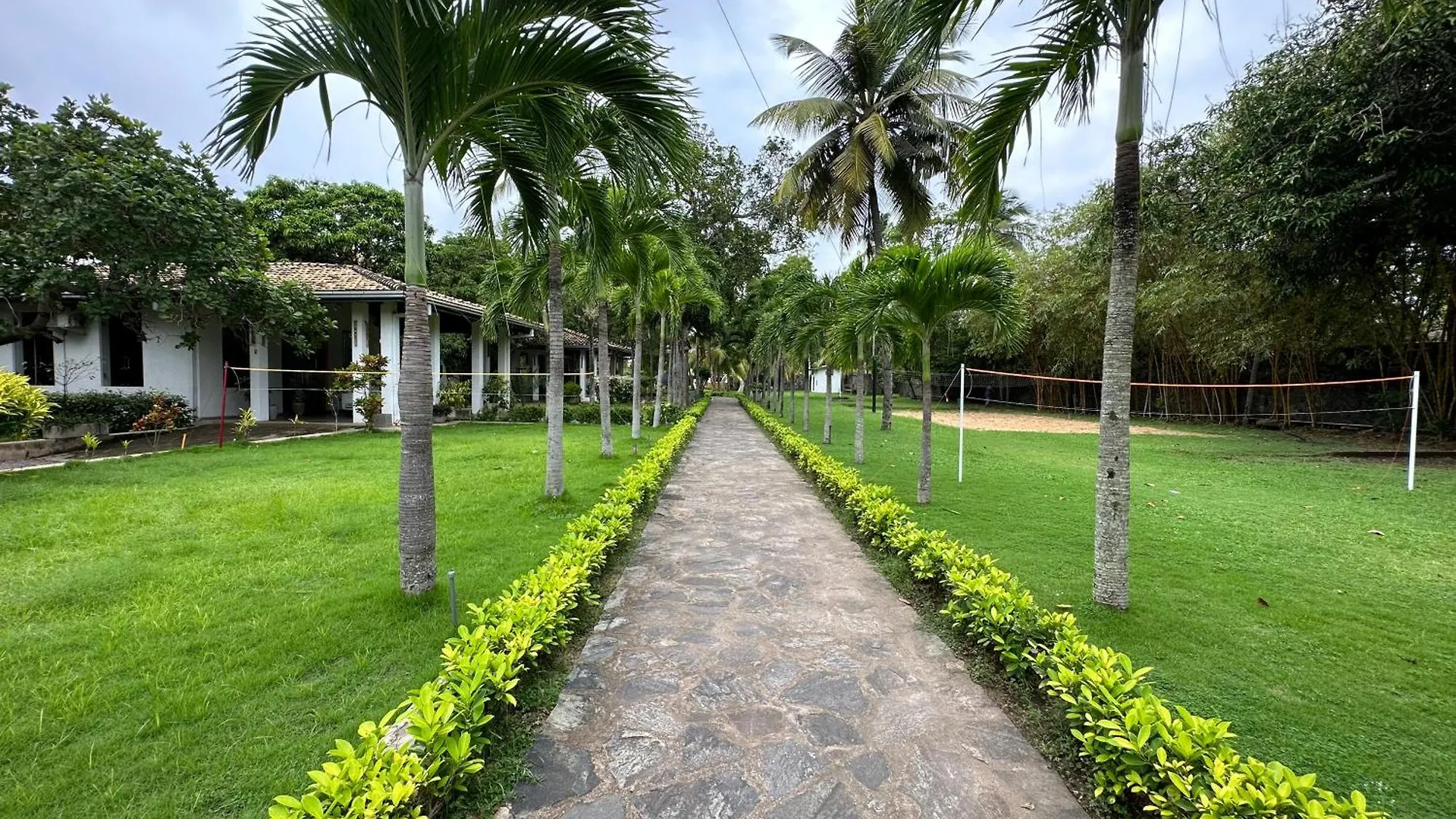 ***  Amaluna Resorts Negombo Srí Lanka