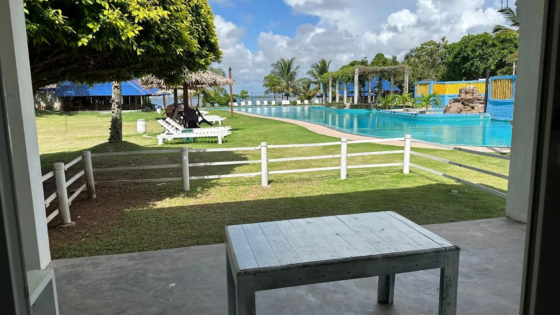 Amaluna Resorts Negombo